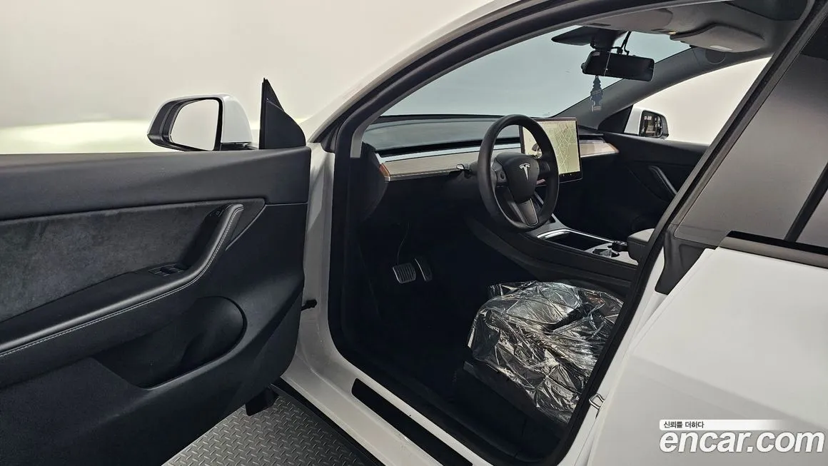 Tesla Model Y 2021 из KR, фото 10