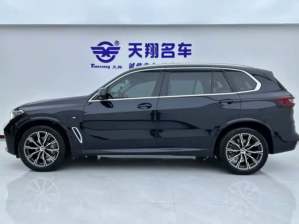 BMW X5 2023 из CN, фото 2