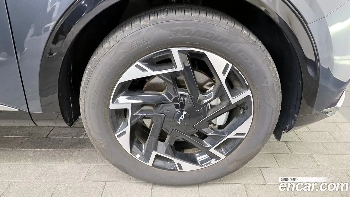 Kia Sportage — фото 9