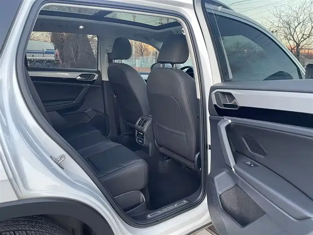Volkswagen Tayron 2021 из CN, фото 6