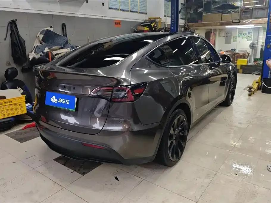 Tesla Model Y 2024 из CN, фото 7