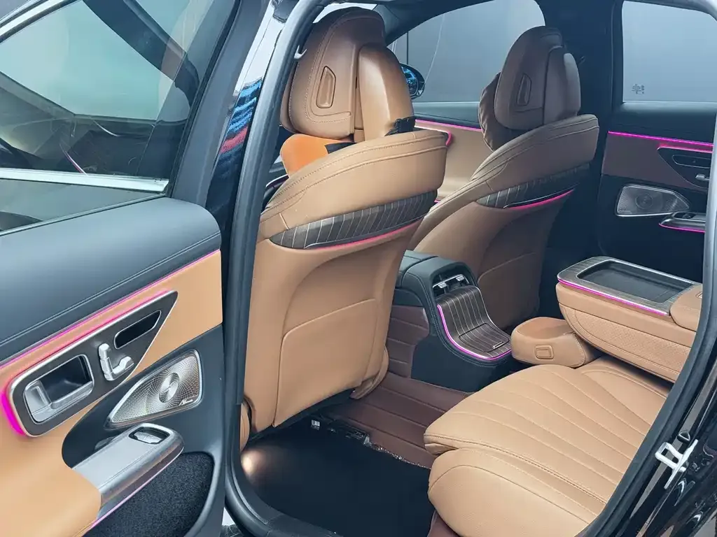 Mercedes-Benz E-Class 2025 из CN, фото 5