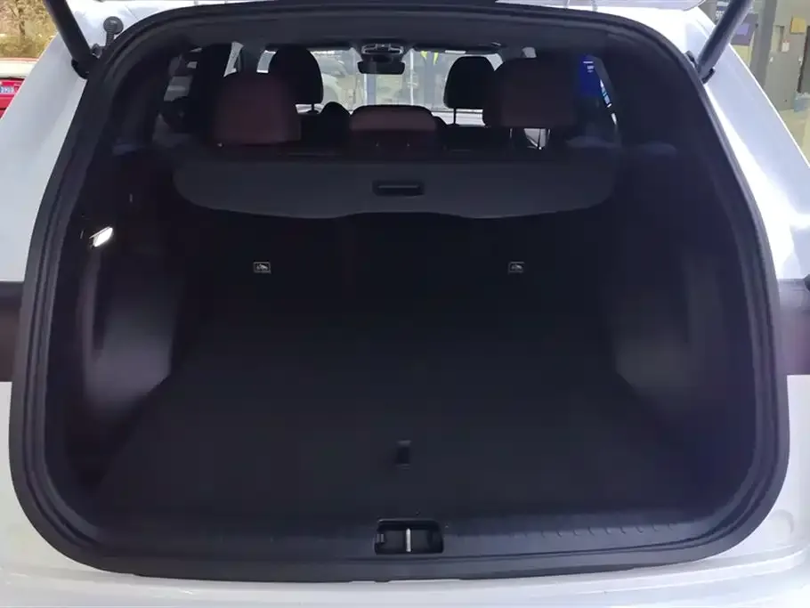 Geely Xingyue L 2023 из CN, фото 5