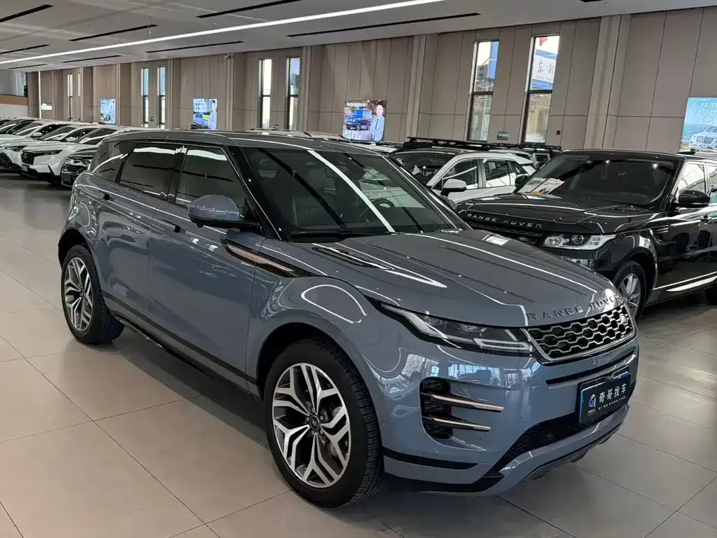 Land Rover Evoque — фото 1