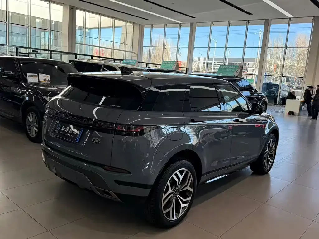 Land Rover Evoque — фото 4
