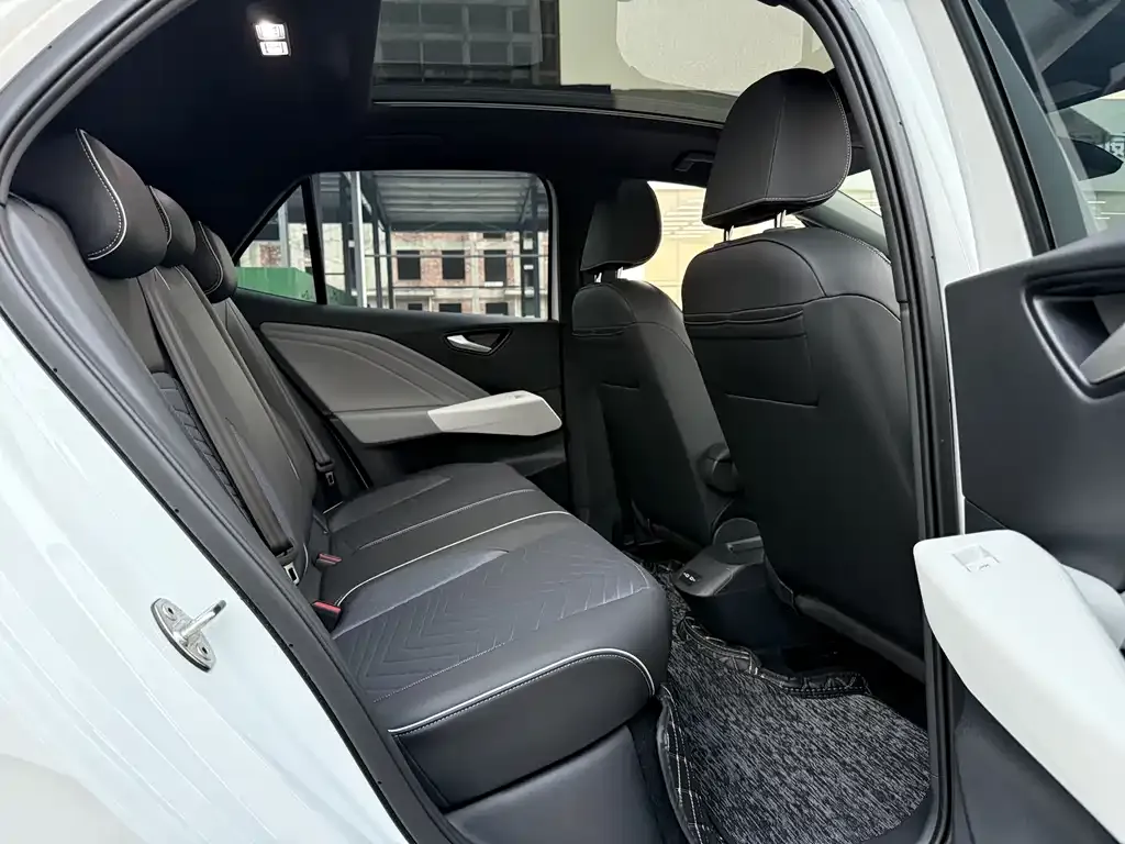 Volkswagen ID.3 2024 из CN, фото 10