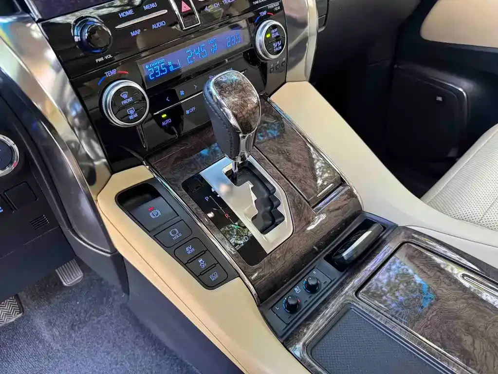 Toyota Alphard 2022 из CN, фото 3