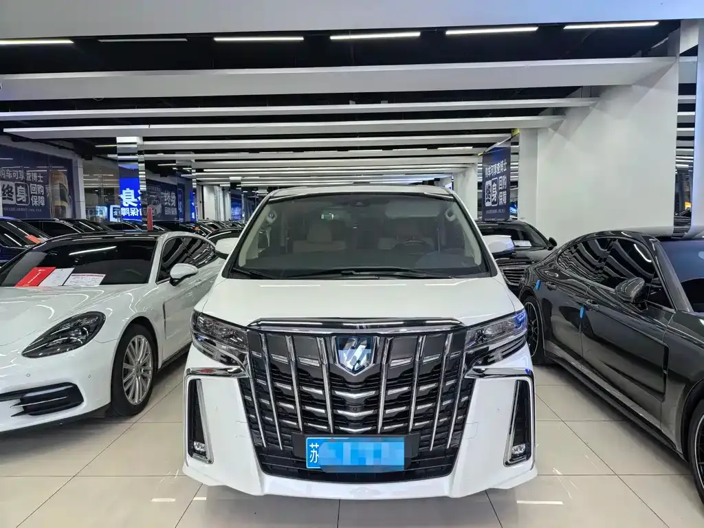 Toyota Alphard 2022 из CN, фото 9