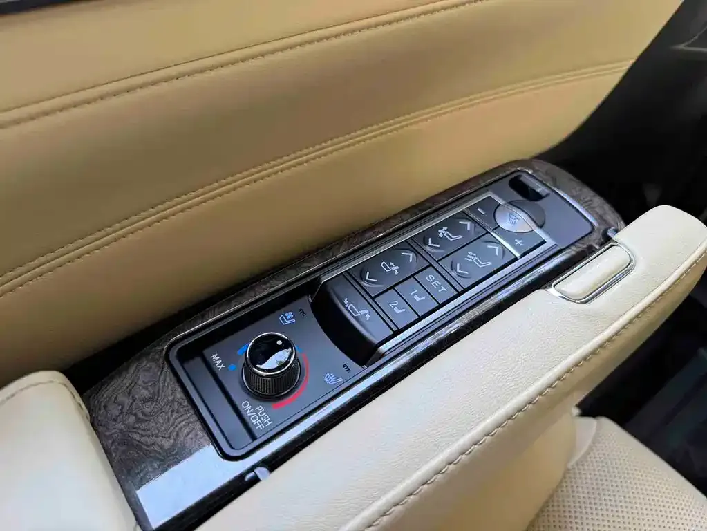 Toyota Alphard 2022 из CN, фото 6