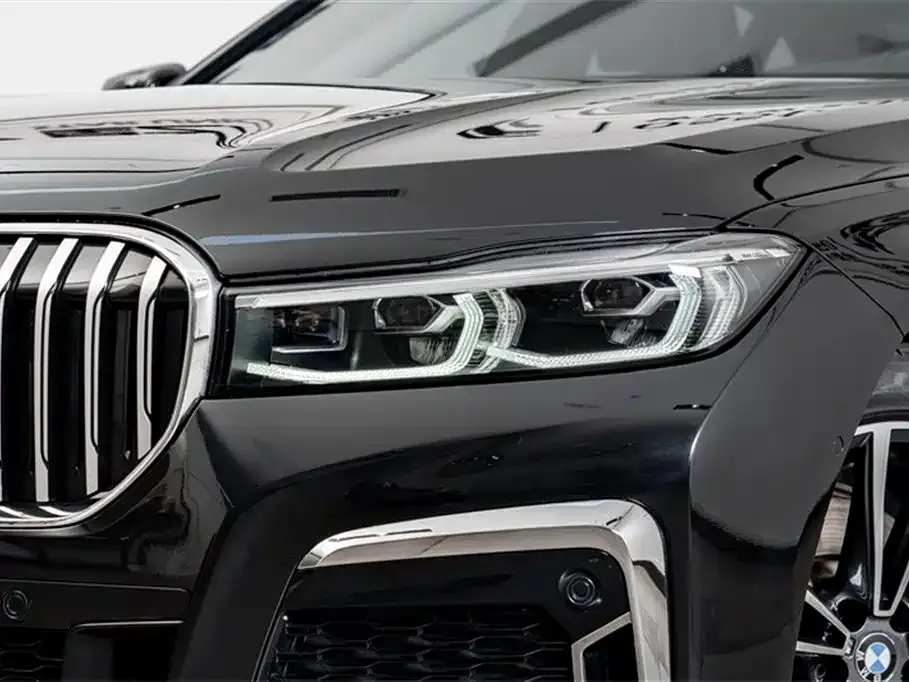 BMW 7 Series 2022 из CN, фото 4
