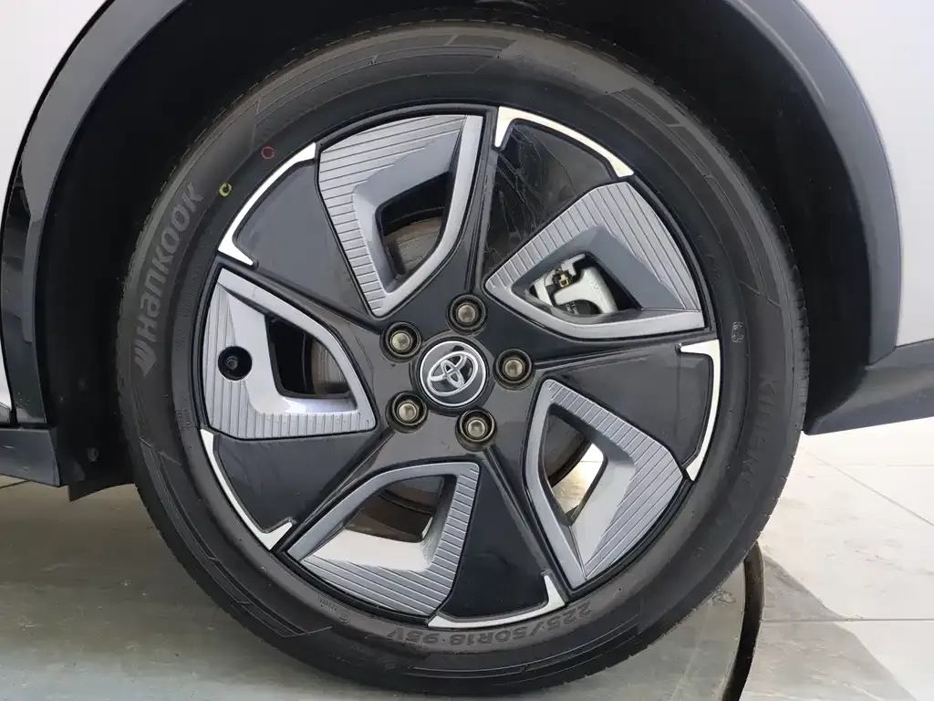 Toyota bZ3 2025 из CN, фото 8