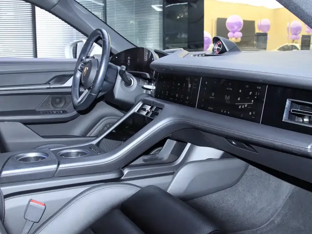 Porsche Taycan 2021 из CN, фото 10