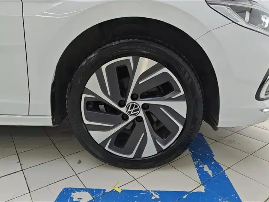 Volkswagen Bora 2024 из CN, фото 5