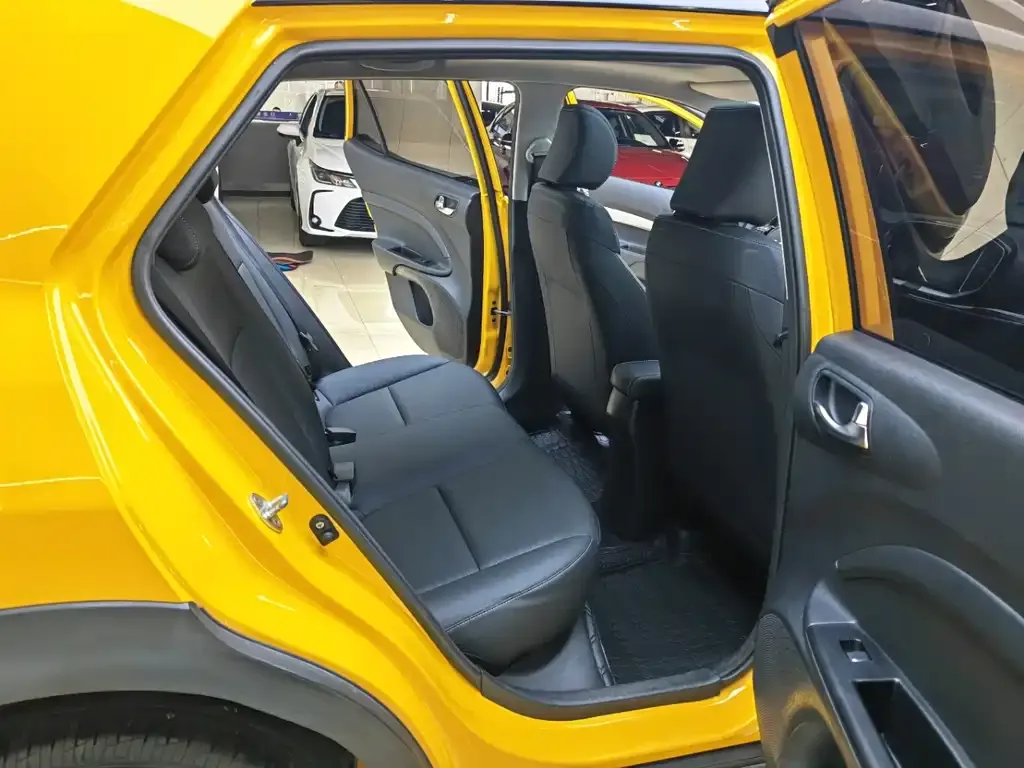Kia KX1 2022 из CN, фото 9