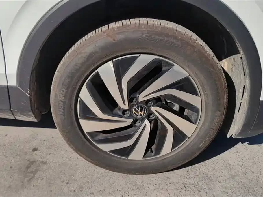 Volkswagen Tiguan L 2025 из CN, фото 4