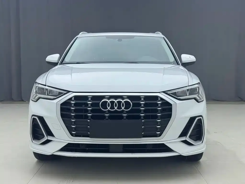 Audi Q3 2022 из CN, фото 4