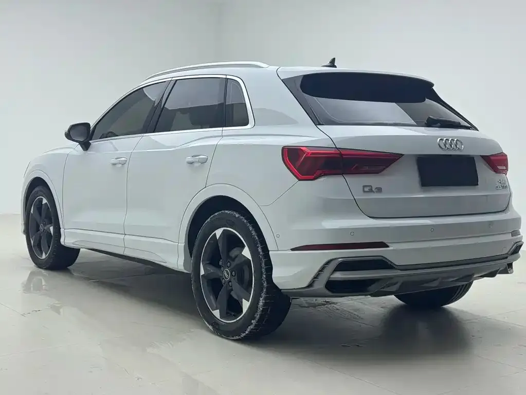 Audi Q3 2022 из CN, фото 9