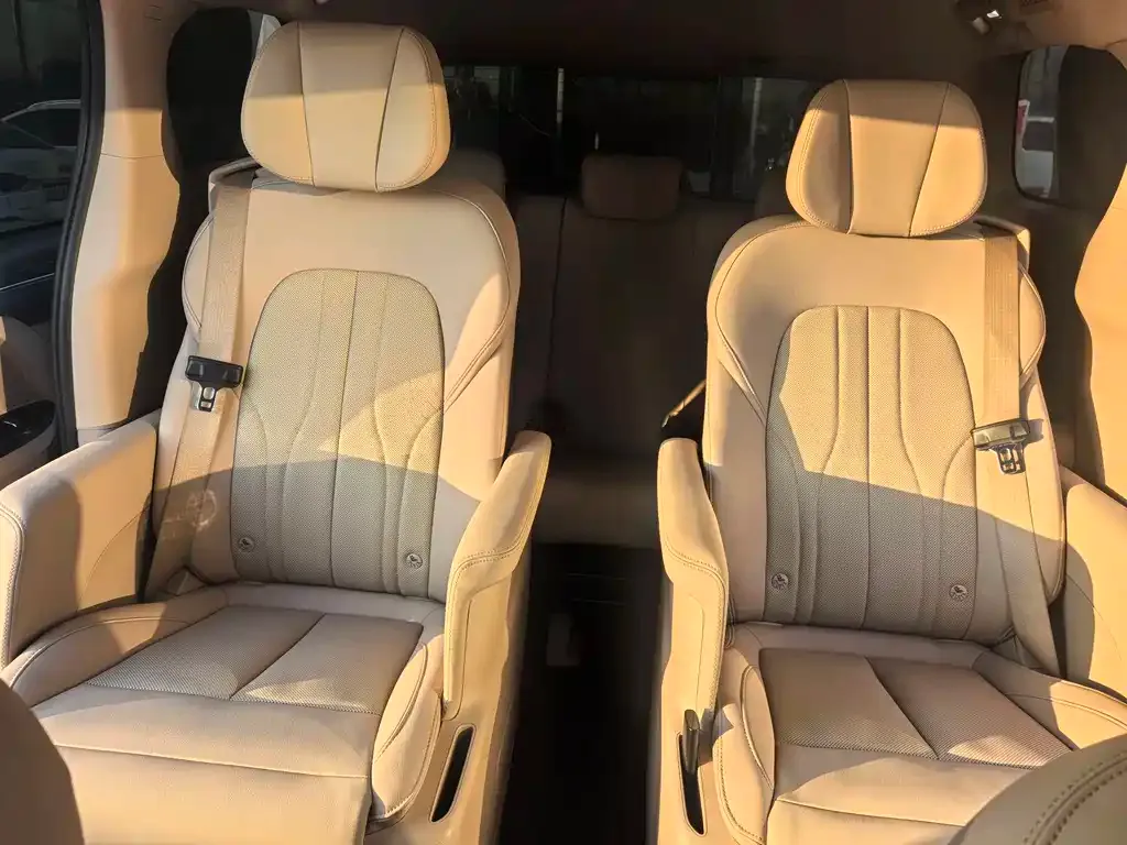 Buick GL8 Hybrid 2025 из CN, фото 10