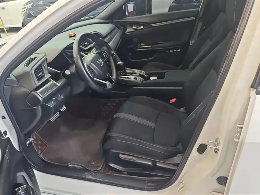 Honda Civic — фото 10
