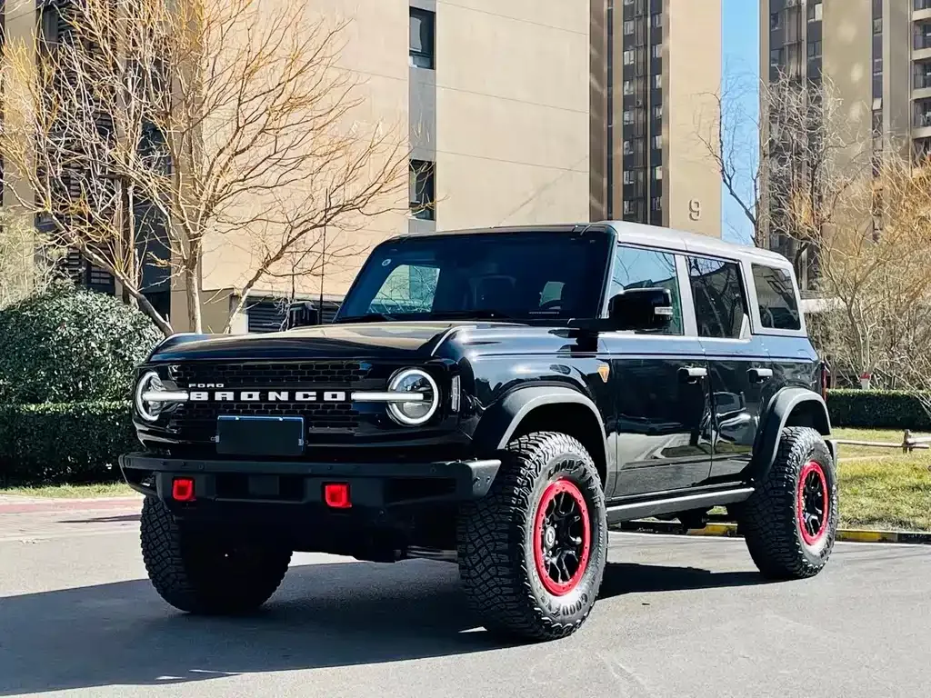 Ford Bronco 2024 из CN, фото 1