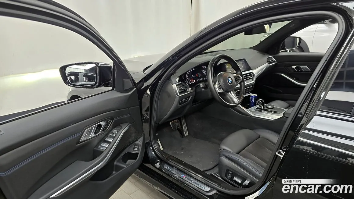 BMW 3-Series 2022 из KR, фото 10