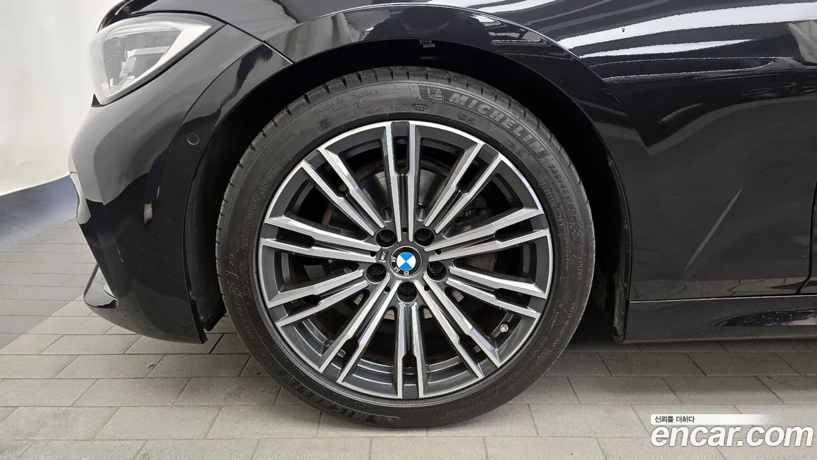 BMW 3-Series 2022 из KR, фото 5