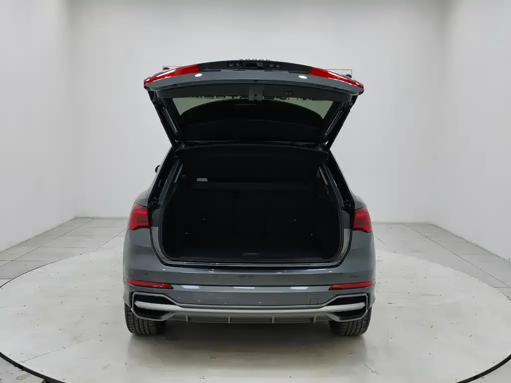 Audi Q3 2021 из CN, фото 5