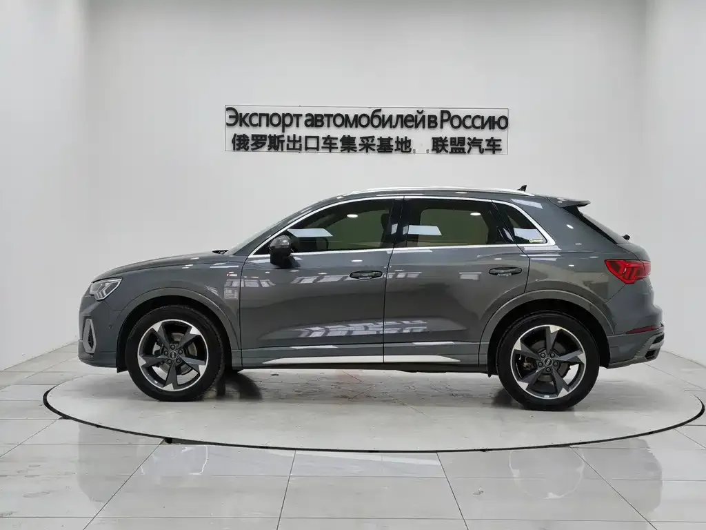 Audi Q3 2021 из CN, фото 3