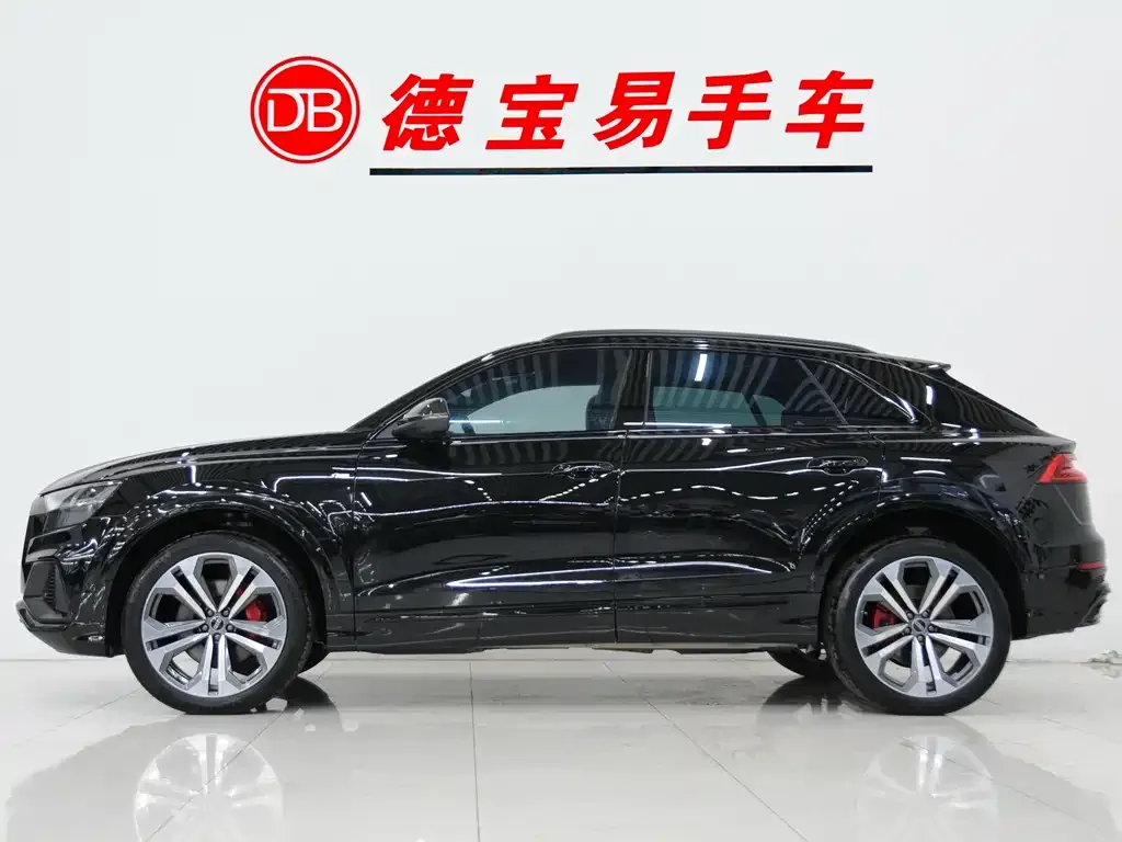 Audi Q8 2024 из CN, фото 4