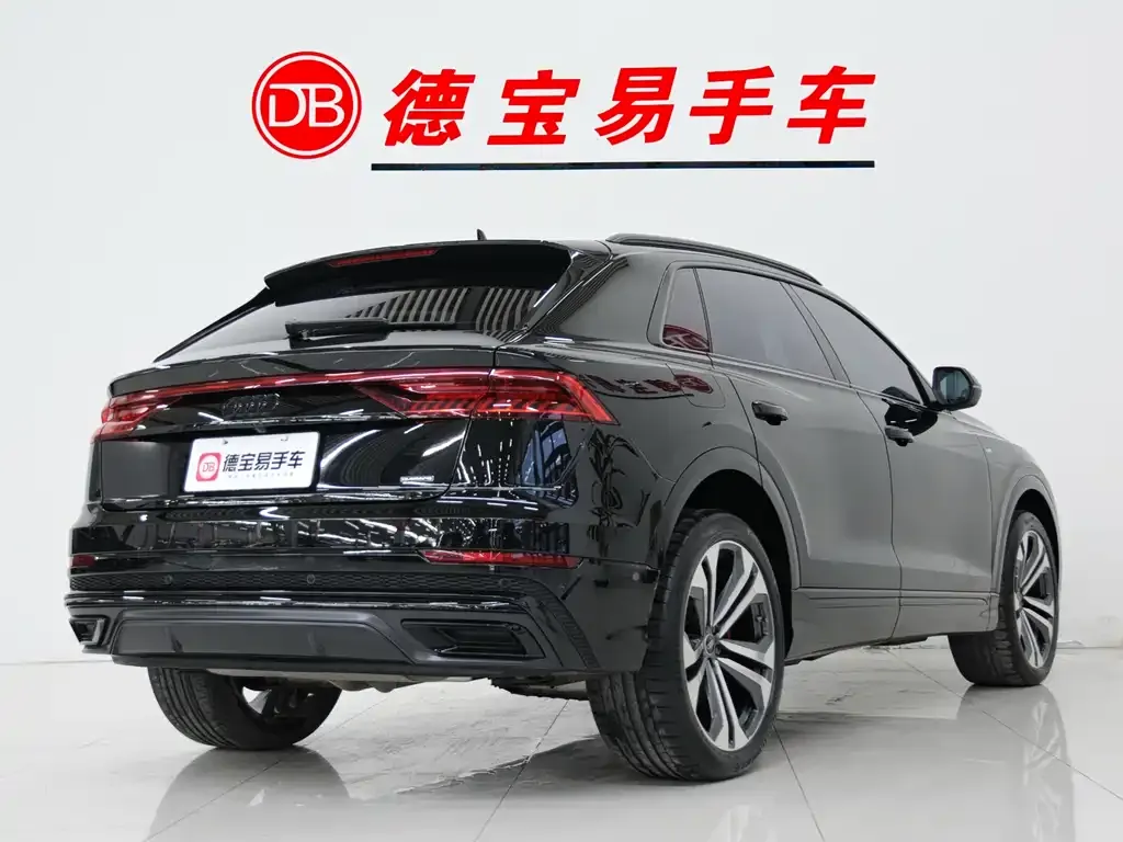 Audi Q8 2024 из CN, фото 3