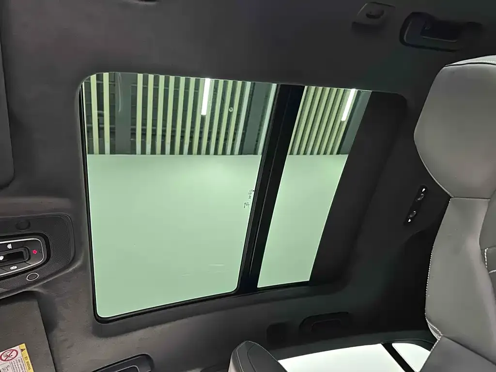 Audi Q8 2024 из CN, фото 5