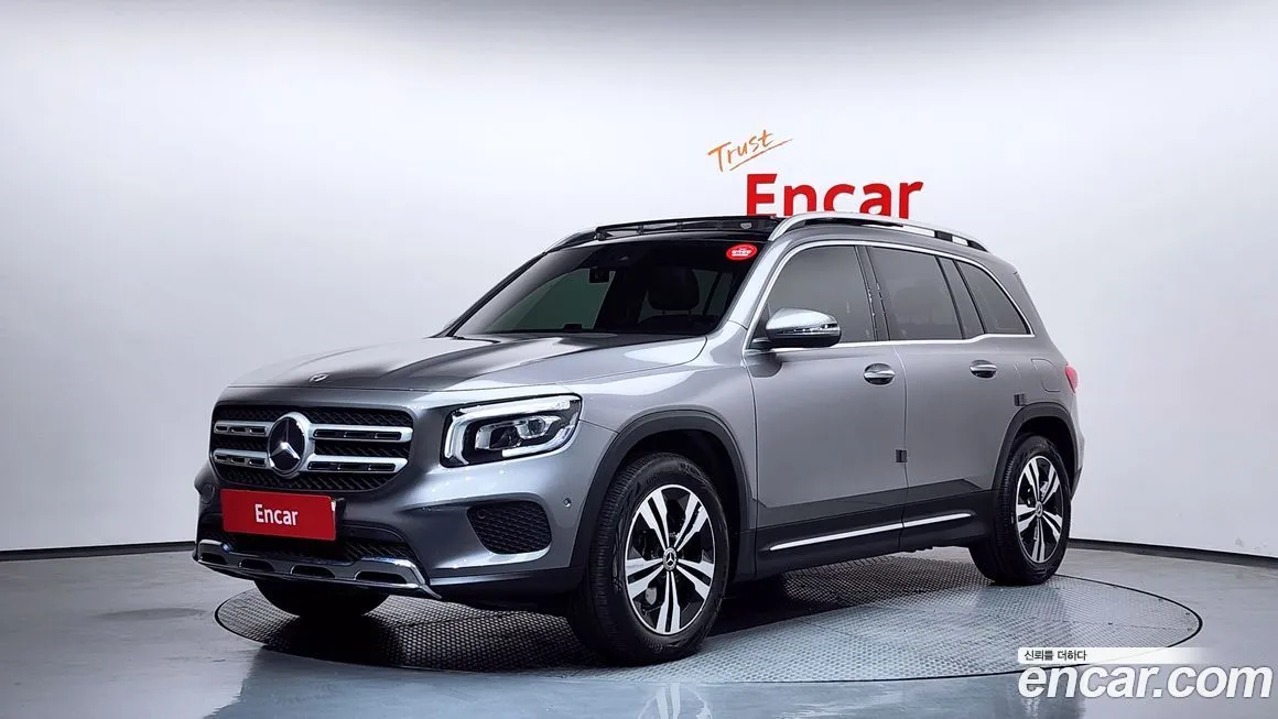 Mercedes-Benz GLB-Class — фото 1