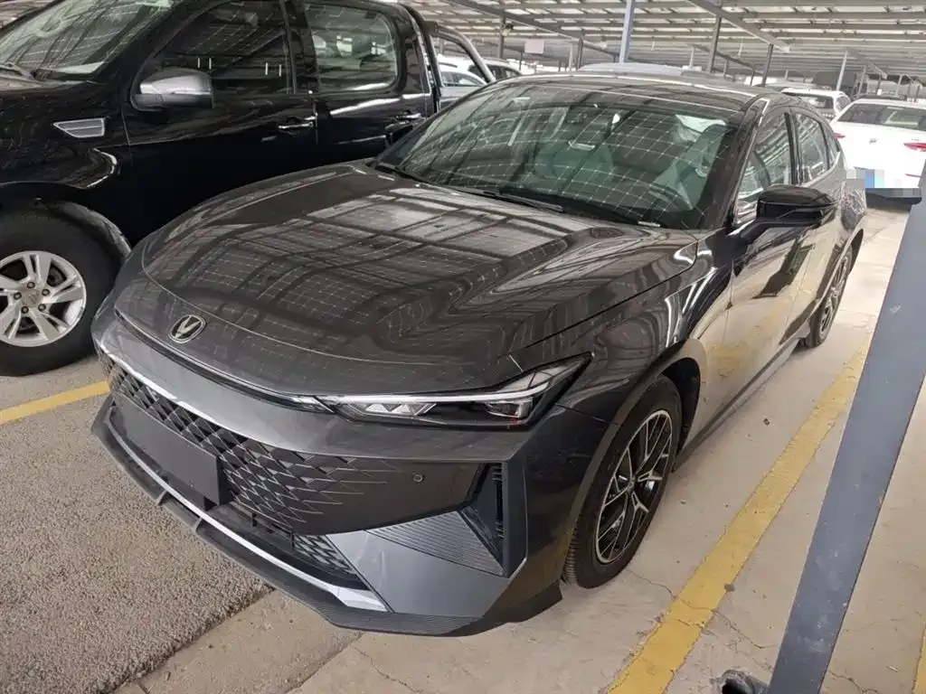 Changan UNI-V iDD 2025 из CN, фото 1
