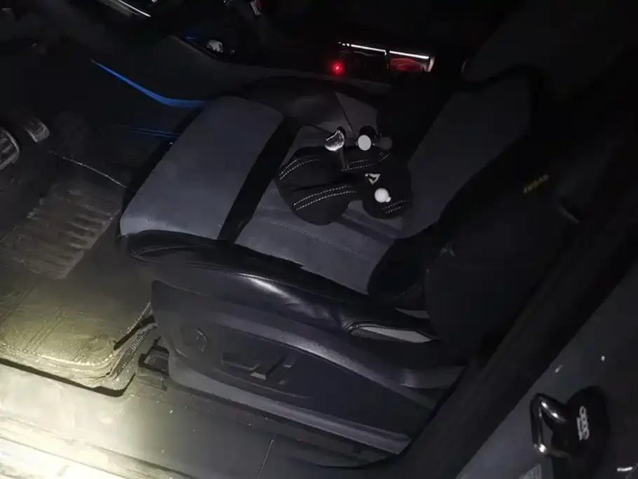 Audi Q3 2025 из CN, фото 2