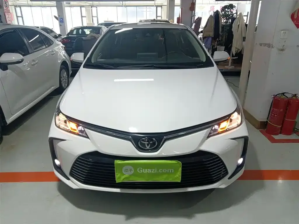 Toyota Corolla 2022 из CN, фото 8