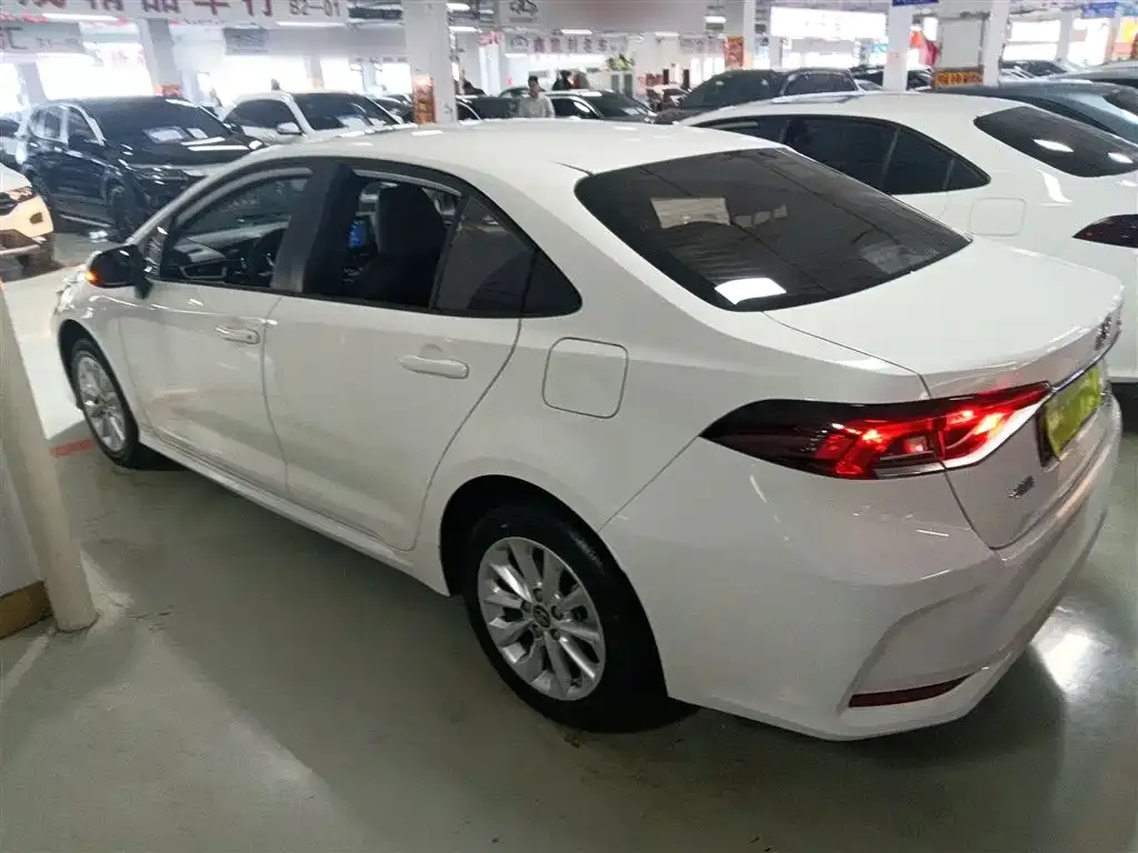 Toyota Corolla 2022 из CN, фото 4