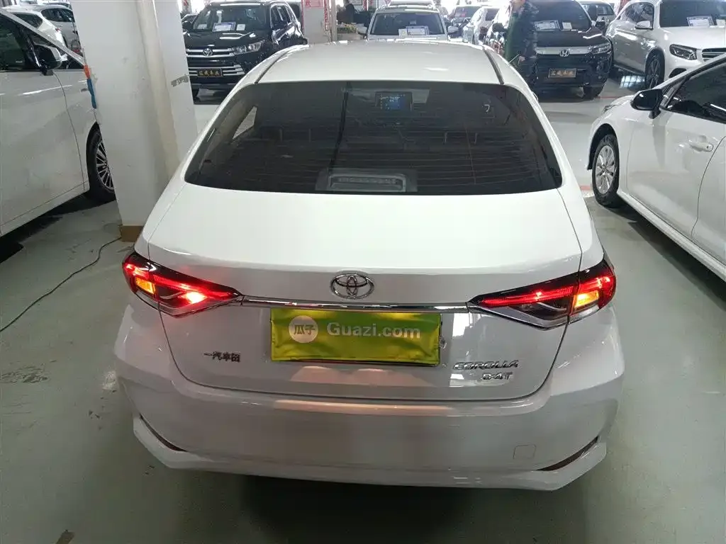 Toyota Corolla 2022 из CN, фото 2