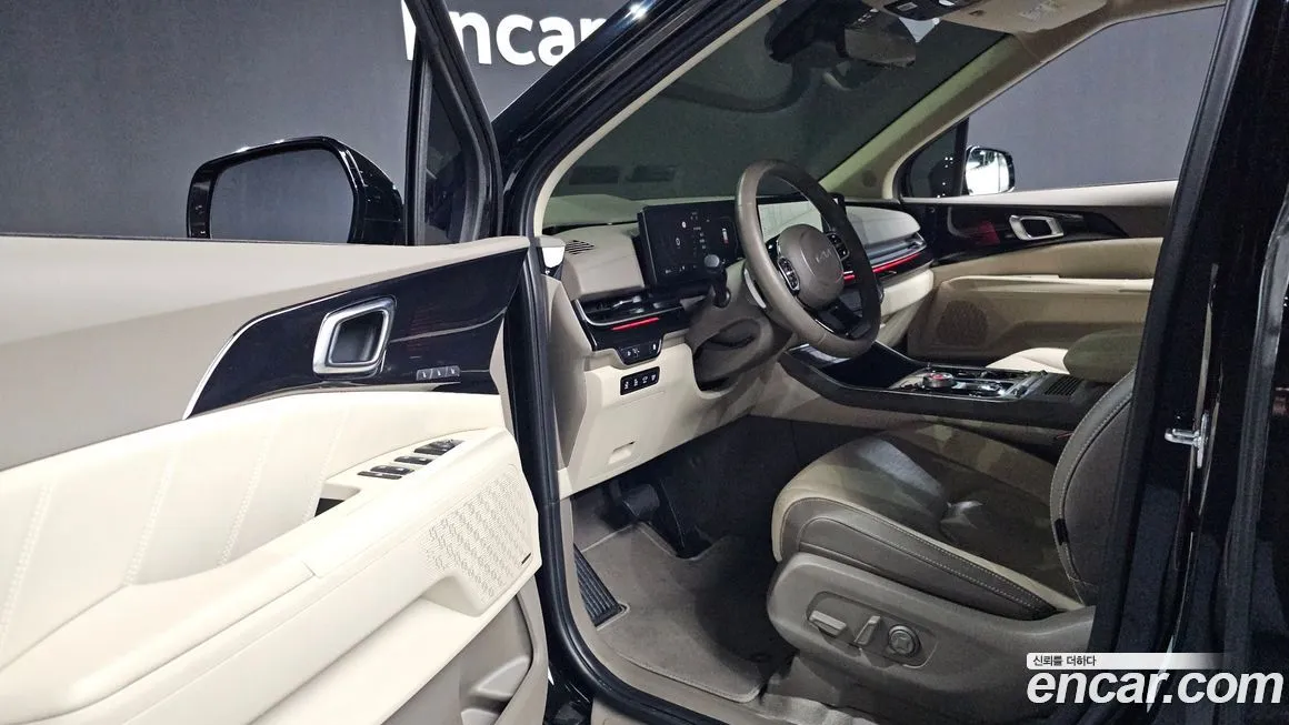 Kia Carnival — фото 10