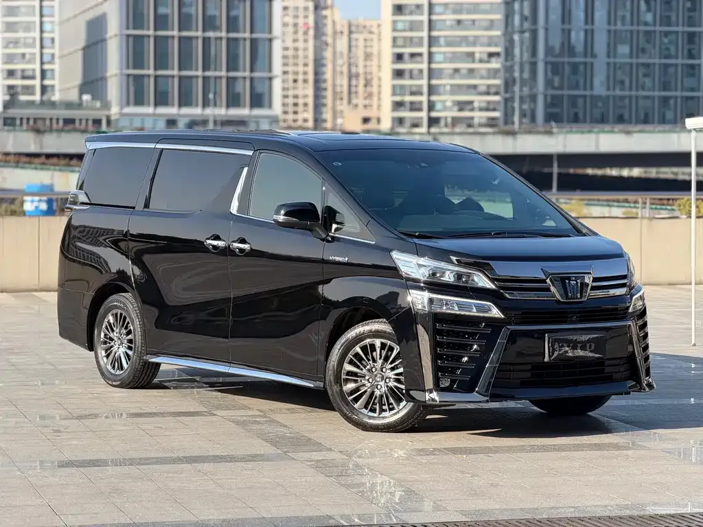 Toyota Vellfire — фото 2