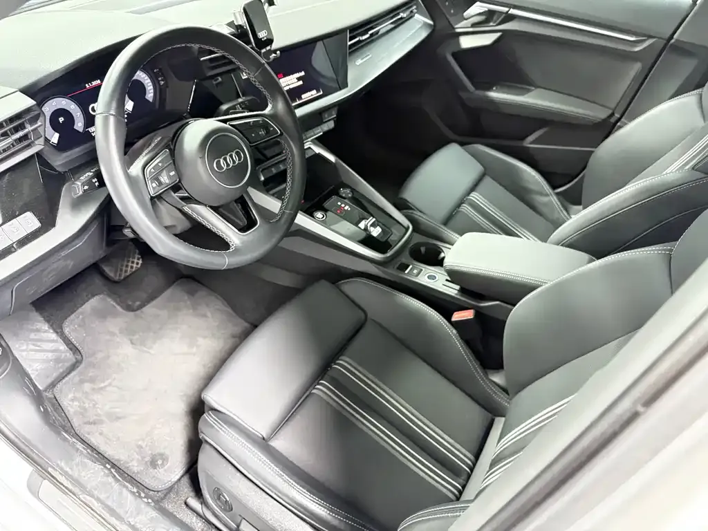 Audi A3 2023 из CN, фото 7