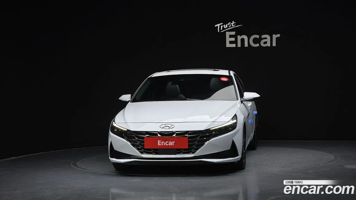 Hyundai AVANTE — фото 3