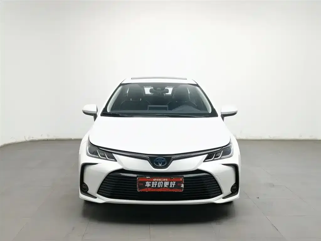 Toyota Corolla — фото 3