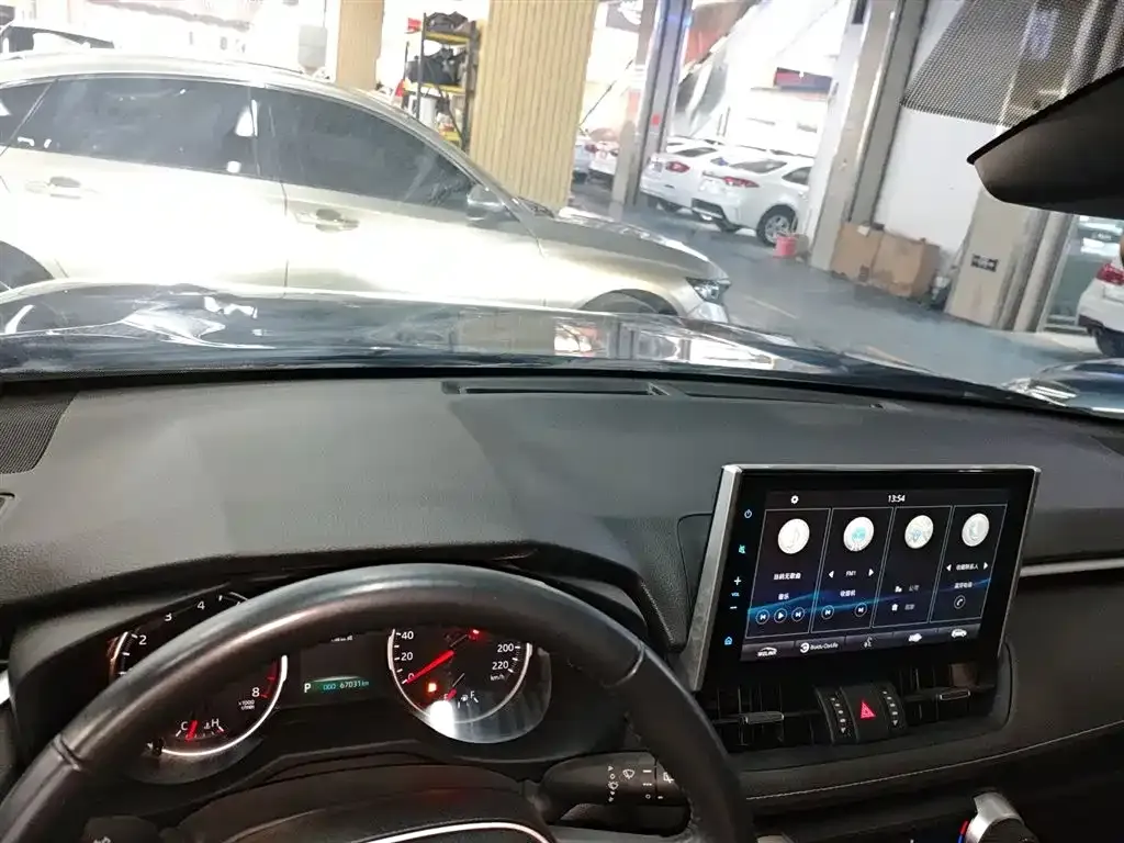 Toyota Wildlander 2023 из CN, фото 10