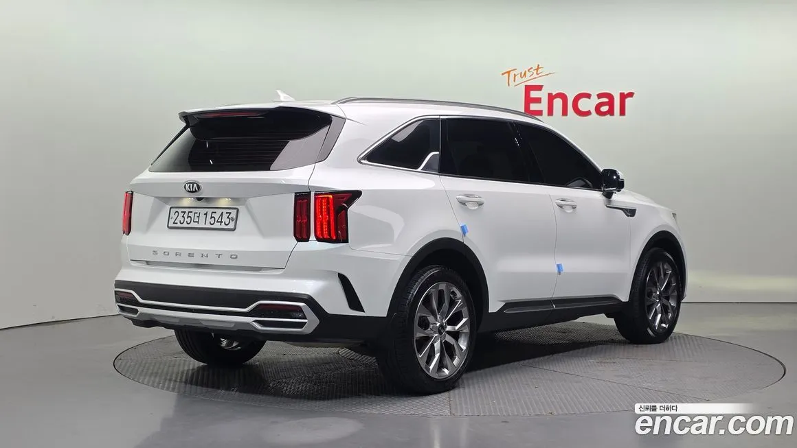 Kia Sorento — фото 5