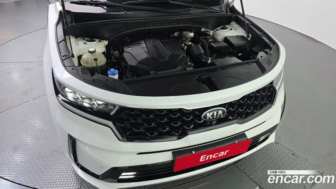 Kia Sorento — фото 10