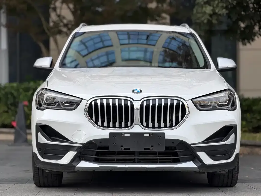 BMW X1 — фото 3
