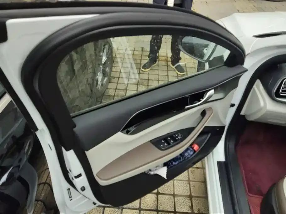 BYD Qin PLUS 2025 из CN, фото 2