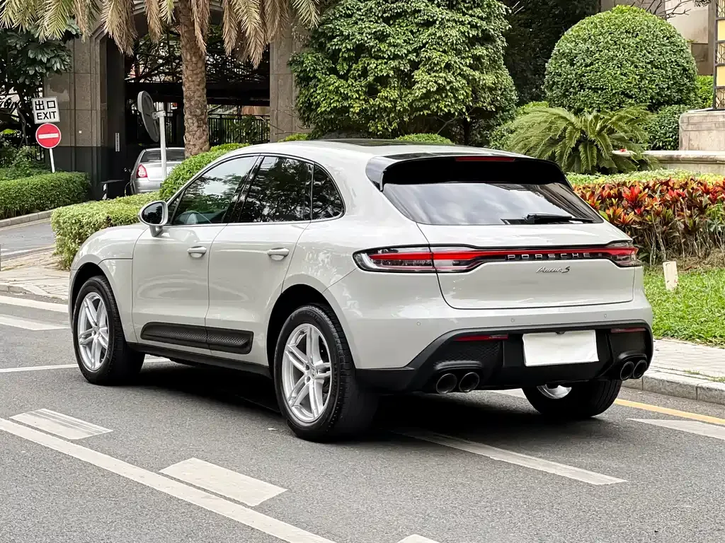 Porsche Macan — фото 10