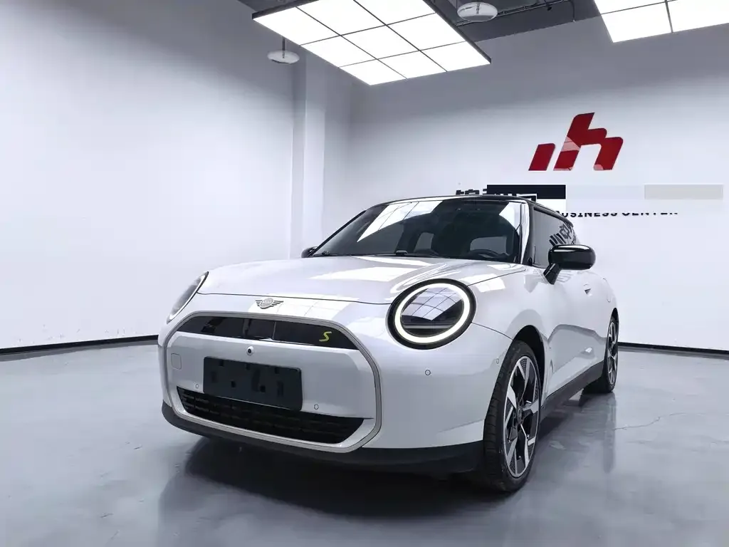 MINI Cooper EV 2024 из CN, фото 1