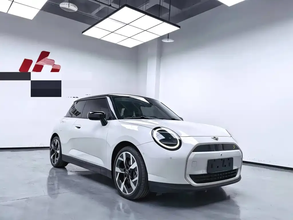 MINI Cooper EV 2024 из CN, фото 4